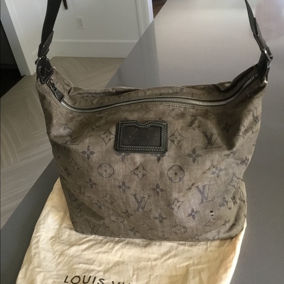 Louis Vuitton runway bag Marc Jacob’s designed - Picture 2 of 6